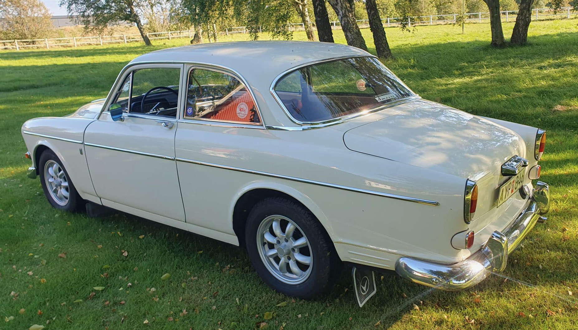 volvo Amazon snett bak